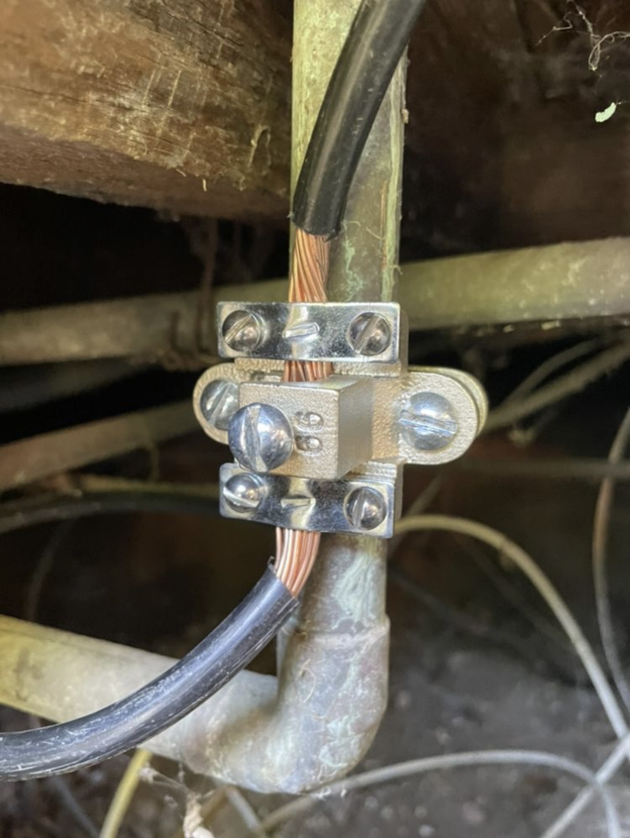 Precision electrical connection detail